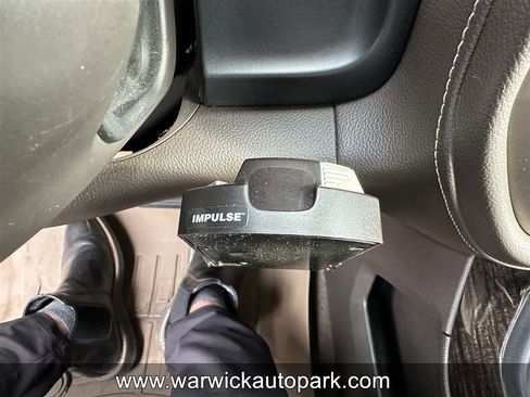 Used 2015 GMC Sierra 1500 Denali w/ Driver Alert Package image 10