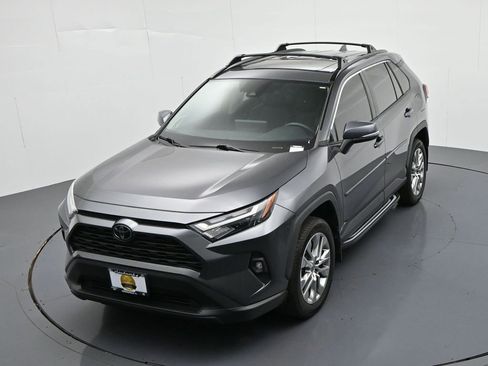 Used 2023 Toyota RAV4 XLE Premium AWD/4WD image 24