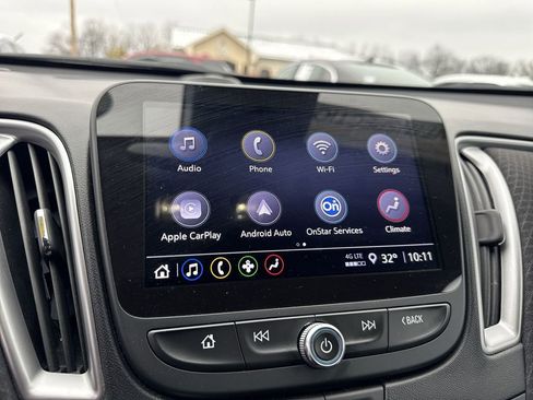 Used 2024 Chevrolet Malibu LT w/ Midnight Edition image 18