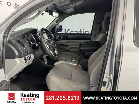 Used 2014 Toyota Tacoma PreRunner w/ SR5 Package image 15