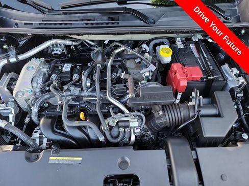 Used 2025 Nissan Sentra SR w/ SR Premium Package FWD image 27