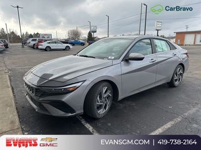 Used 2025 Hyundai Elantra SEL