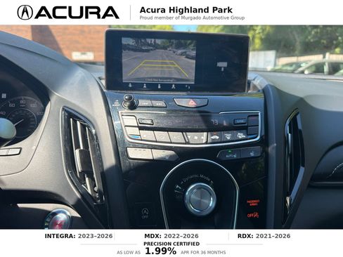 Used 2025 Acura RDX SH-AWD image 18