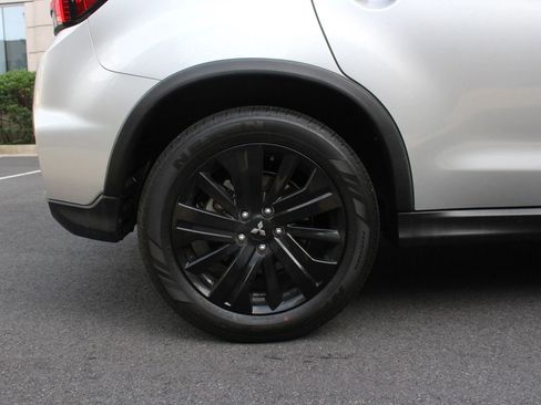 Used 2025 Mitsubishi Outlander Sport LE AWD/4WD image 5