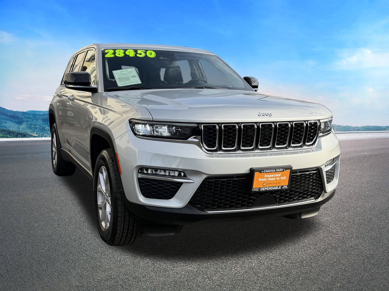 Used 2022 Jeep Grand Cherokee Limited RWD image 2