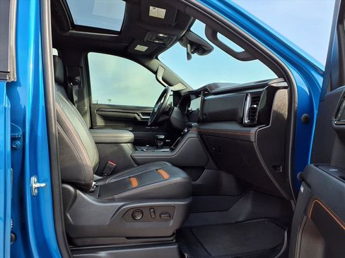 Used 2023 GMC Sierra 1500 AT4 w/ AT4 Premium Package image 34