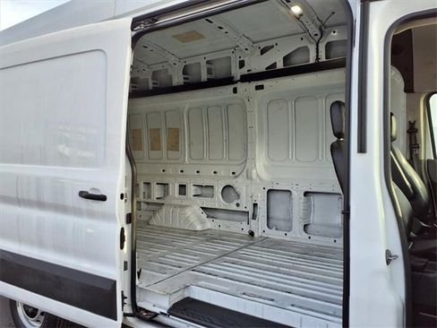 Used 2022 Ford Transit 250 148 High Roof Extended image 18