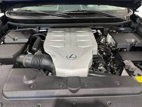 Used 2022 Lexus GX 460 Premium w/ Premium Plus Package image 12