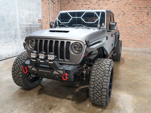 Used 2020 Jeep Gladiator Sport w/ Quick Order Package 24S AWD/4WD image 6