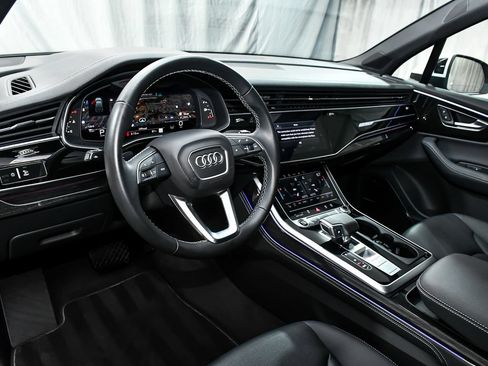 Used 2026 Audi Q7 3.0T Premium Plus w/ Premium Plus Package AWD/4WD image 19