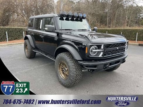 New 2025 Ford Bronco Badlands image 1