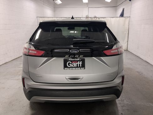 Used 2023 Ford Edge SEL AWD/4WD image 8