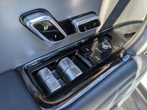 Used 2023 Land Rover Range Rover Sport SE Dynamic image 13