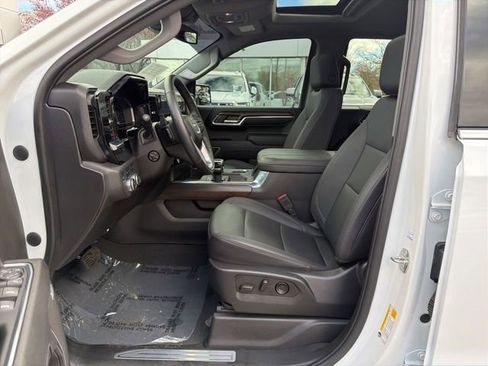 Used 2023 GMC Sierra 1500 SLT w/ SLT Premium Package image 14