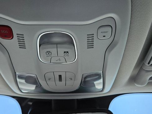 Used 2021 Jeep Renegade Limited w/ Sun & Sound Group image 20