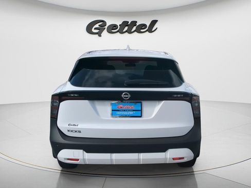 Certified 2025 Nissan Kicks S image 13