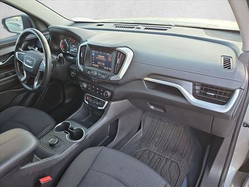 Used 2024 GMC Terrain SLE w/ Elevation Edition FWD image 21