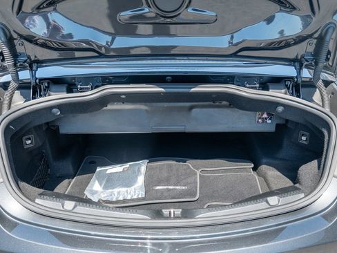 Used 2022 Mercedes-Benz E 450 4MATIC Cabriolet image 38