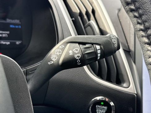 Used 2024 Ford Edge SEL AWD/4WD image 11