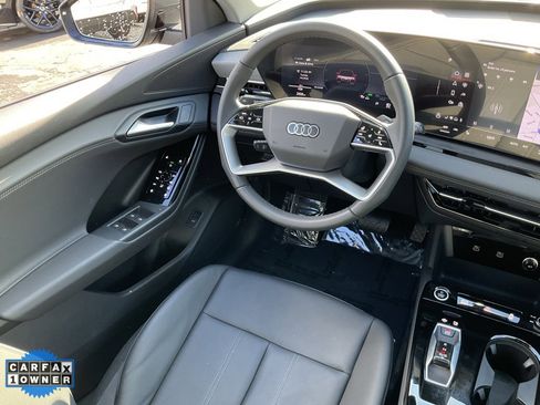 Used 2025 Audi Q6 e-tron Premium w/ Convenience Package image 38