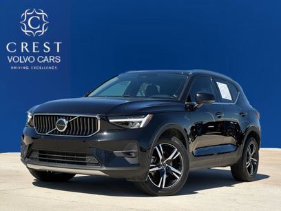 Certified 2023 Volvo XC40 B5 Plus w/ Protection Package Premier