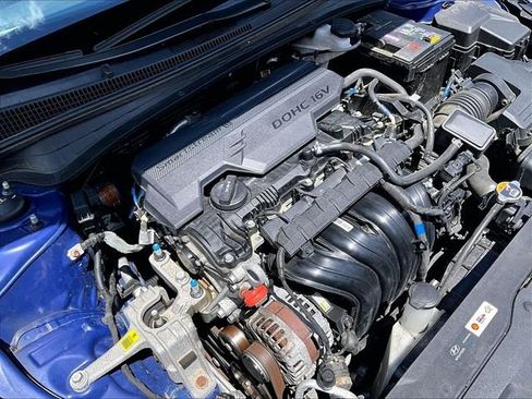 Used 2021 Hyundai Elantra Limited FWD image 33