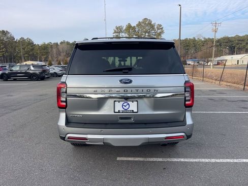 Certified 2024 Ford Expedition Limited image 6