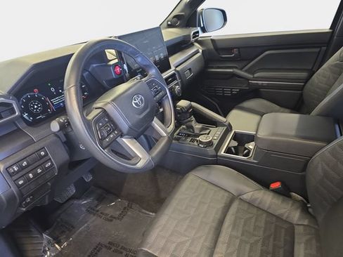 Used 2025 Toyota 4Runner TRD Off-Road Premium w/ Tow Technology Package AWD/4WD image 19
