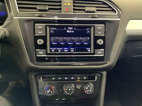 Used 2024 Volkswagen Tiguan S AWD/4WD image 9