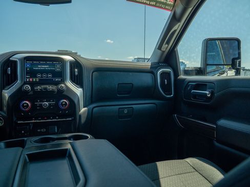 Used 2020 Chevrolet Silverado 1500 LT Trail Boss w/ Convenience Package AWD/4WD image 20