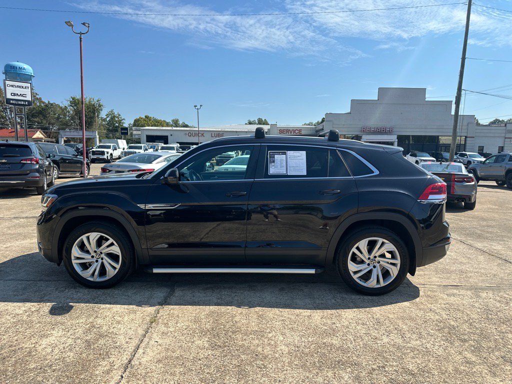 Used 2021 Volkswagen Atlas Cross Sport SEL AWD/4WD image 3