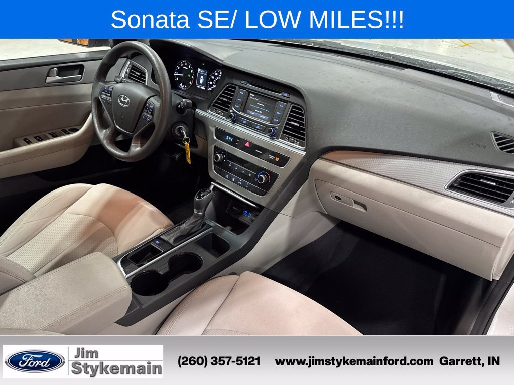 Used 2015 Hyundai Sonata SE w/ Option Group 09 FWD image 28