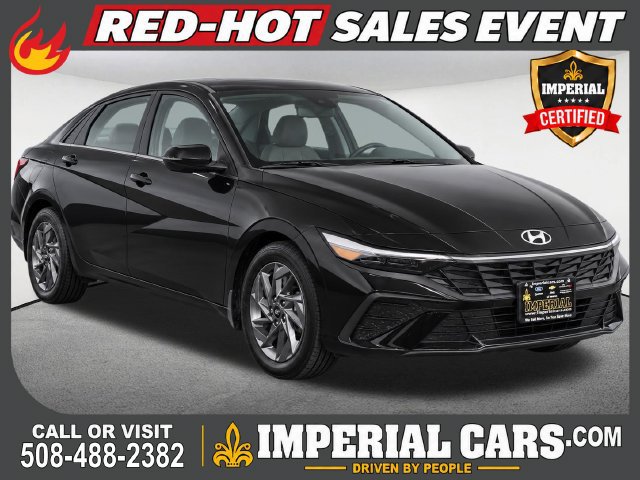 Used 2024 Hyundai Elantra SEL FWD image 1