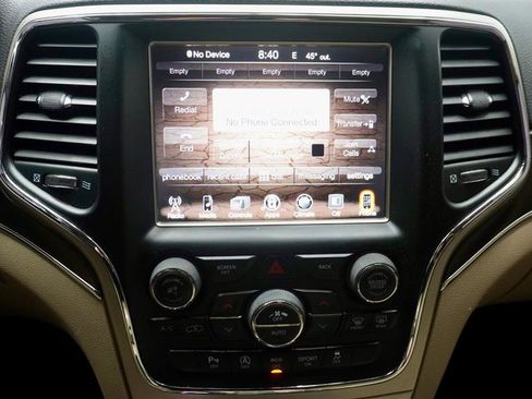 Used 2016 Jeep Grand Cherokee Limited w/ Luxury Group II image 15