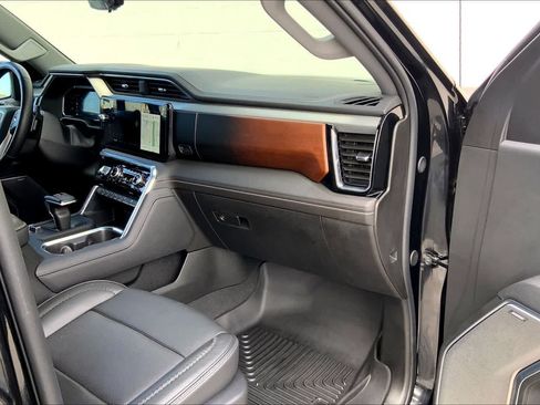 Used 2026 GMC Sierra 1500 Denali w/ Technology Package AWD/4WD image 23