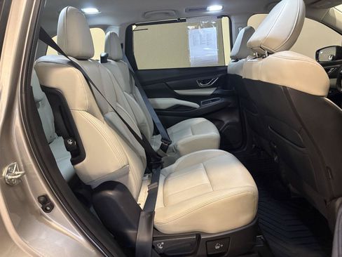 Used 2020 Subaru Ascent Limited AWD/4WD image 44