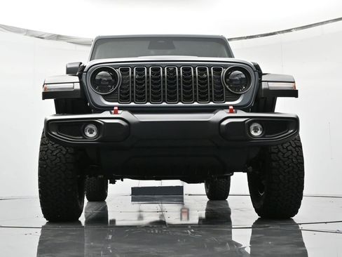 New 2026 Jeep Wrangler Unlimited Rubicon w/ Technology Group AWD/4WD image 36
