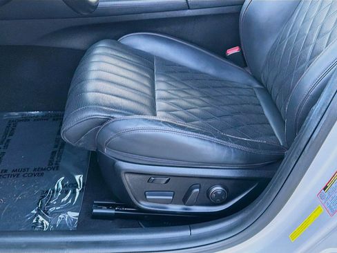 Used 2019 Genesis G70 2.0T Advanced w/ Dynamic Package image 17