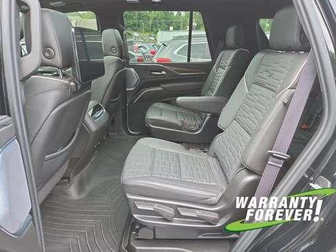 Used 2024 Cadillac Escalade Sport Platinum AWD/4WD image 17
