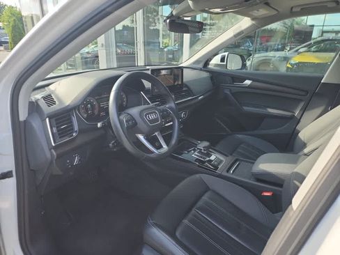 Used 2021 Audi Q5 Premium Plus w/ Premium Plus Package AWD/4WD image 4