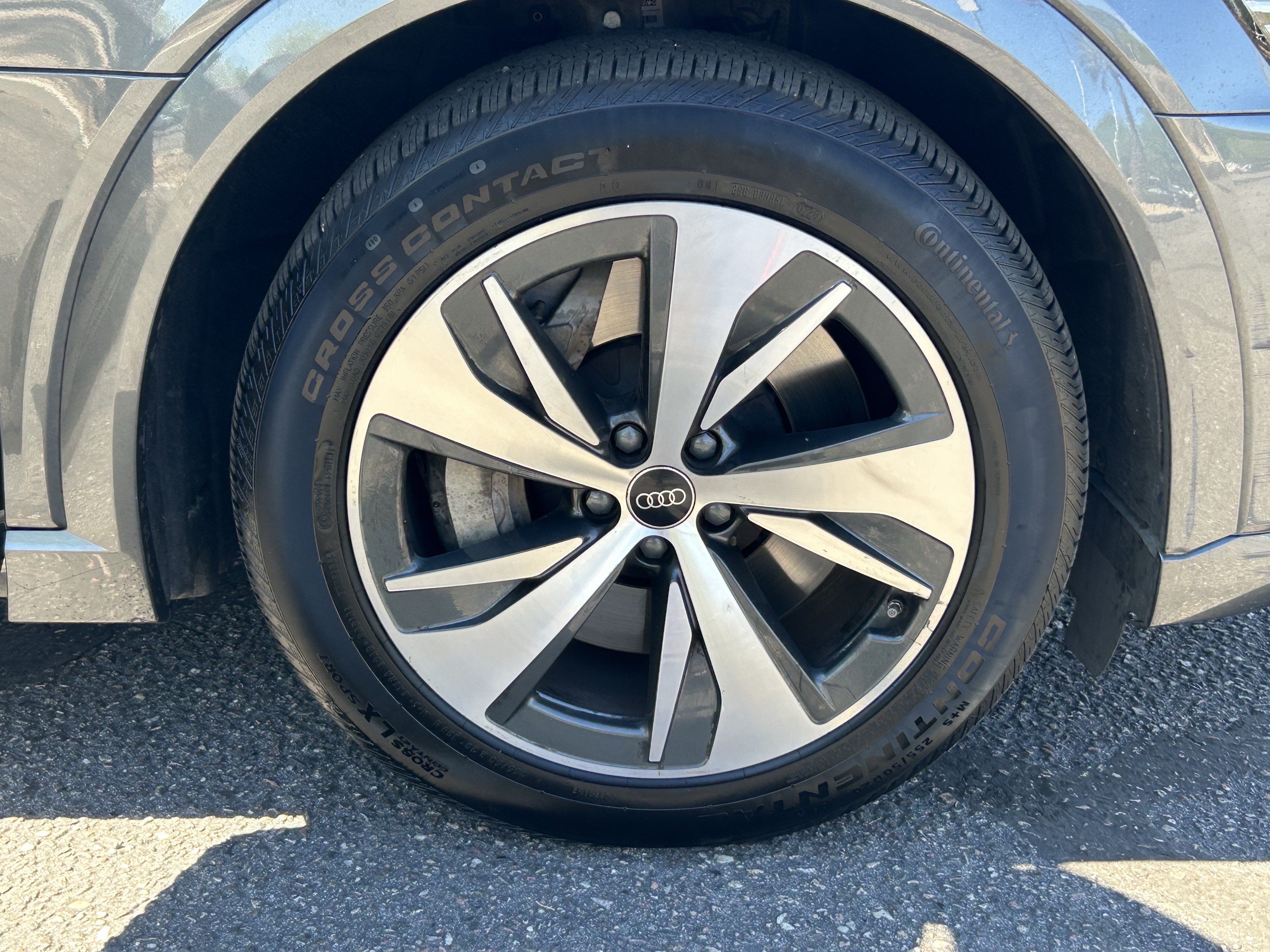 Used 2024 Audi Q8 e-tron Premium AWD/4WD image 7