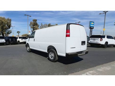 New 2025 Chevrolet Express 2500 w/ Driver Convenience Package image 9