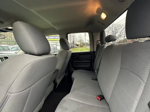 Used 2017 RAM 1500 Express image 25