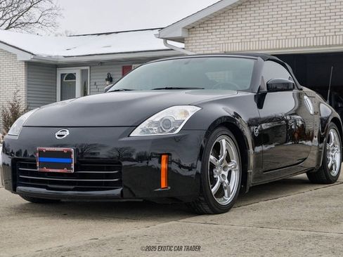 Used 2007 Nissan 350Z Touring image 20