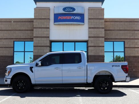 Certified 2025 Ford F150 Lariat w/ FX4 Off-Road Package AWD/4WD image 9