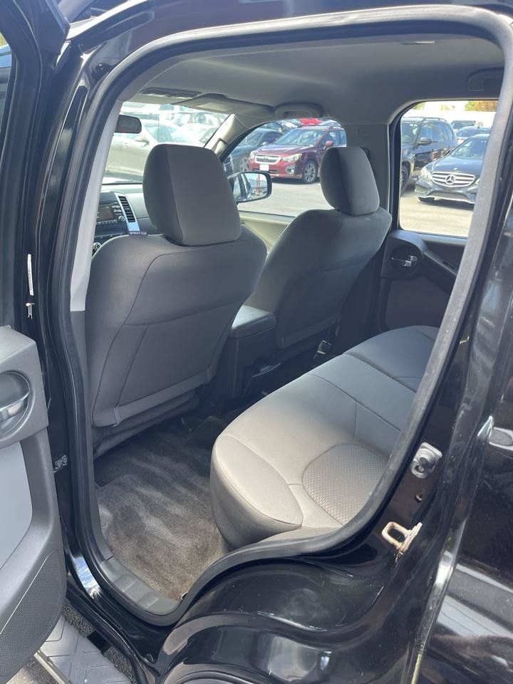 Used 2013 Nissan Xterra S w/ Value Package RWD image 13