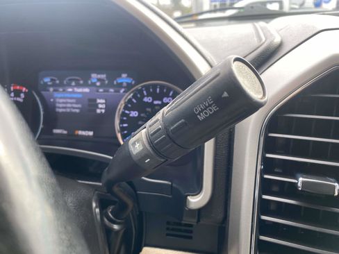 Used 2021 Ford F250 Lariat w/ Chrome Package image 26