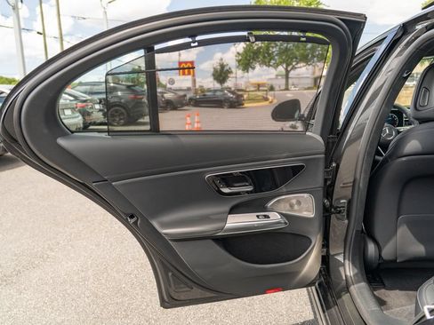 Used 2024 Mercedes-Benz E 450 4MATIC Sedan w/ Airmatic Package image 16