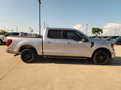 New 2026 Ford F150 XLT w/ Equipment Group 302A MID RWD image 7