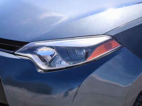 Used 2014 Toyota Corolla LE FWD image 8